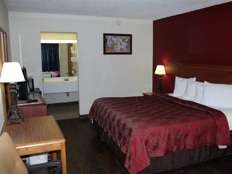 Super 8 By Wyndham Perrysburg-Toledo Hotell Exteriör bild