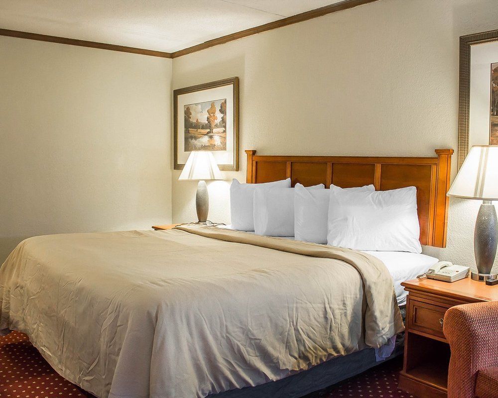 Super 8 By Wyndham Perrysburg-Toledo Hotell Exteriör bild