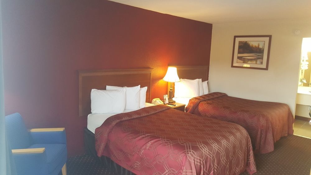 Super 8 By Wyndham Perrysburg-Toledo Hotell Exteriör bild